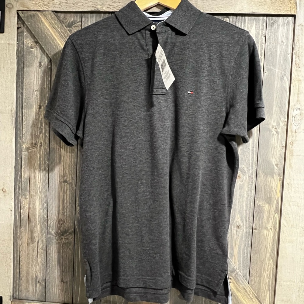 Tommy Hilfiger Polo (NWT)
